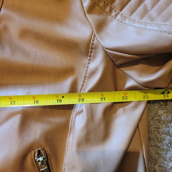 NWOT SIZE 2X. WOMENS JACKET WITH DETACHABLE HOOD - Picture 14 of 16